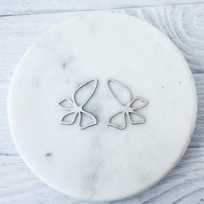 Silver Open Butterfly Brass Pendant, 10 Pieces, Charm #117