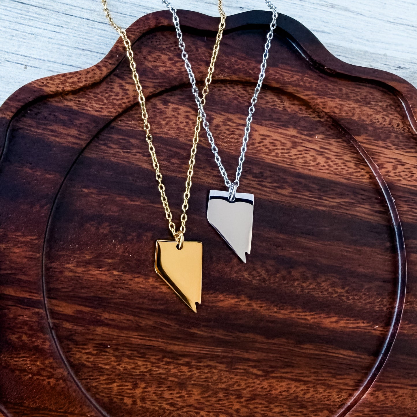 Nevada Pendant Necklace (Silver or Gold), 1 Total, Metal Blank #226