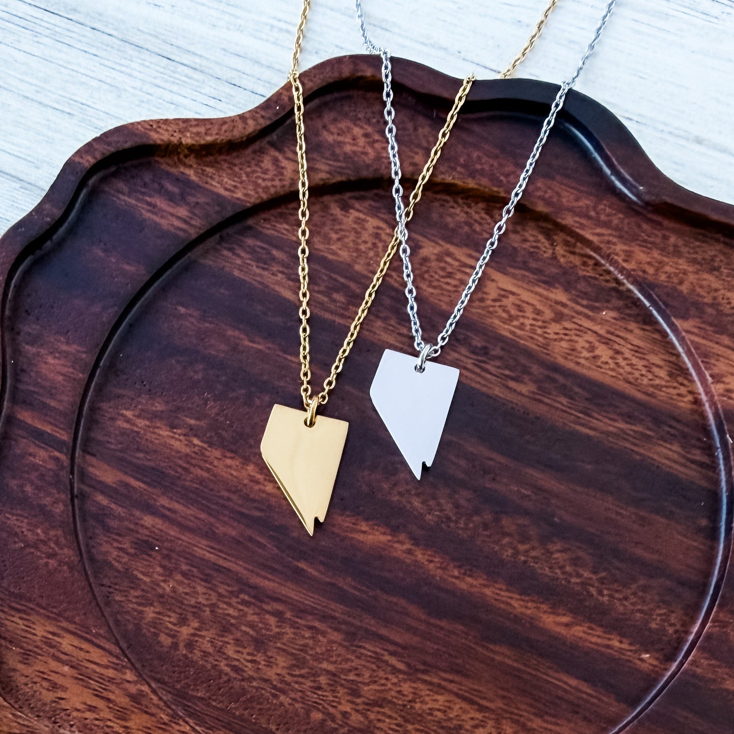 Nevada Pendant Necklace (Silver or Gold), 1 Total, Metal Blank #226