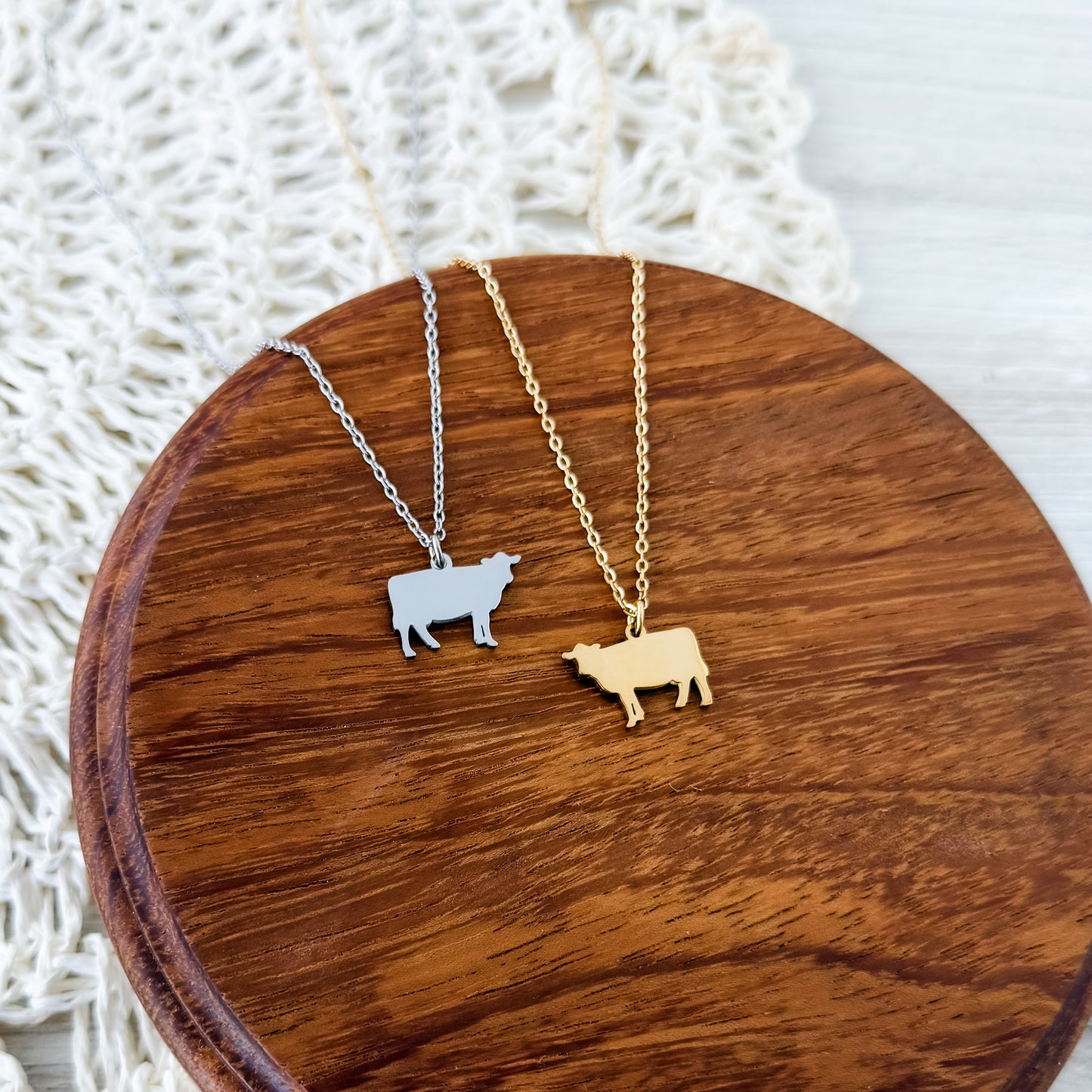 Cow Pendant Necklace (Silver or Gold), 1 Total, Metal Blank #230