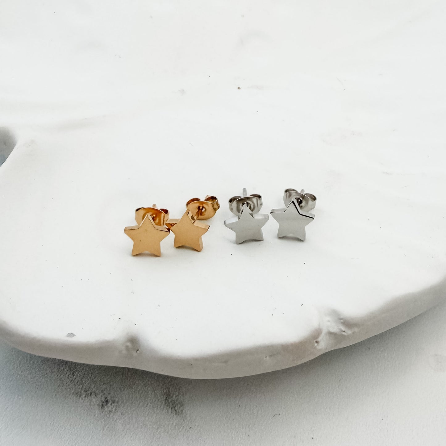 Petite Star Stud Earrings (Silver or Gold), 1 Pair Total, Metal Blank #284