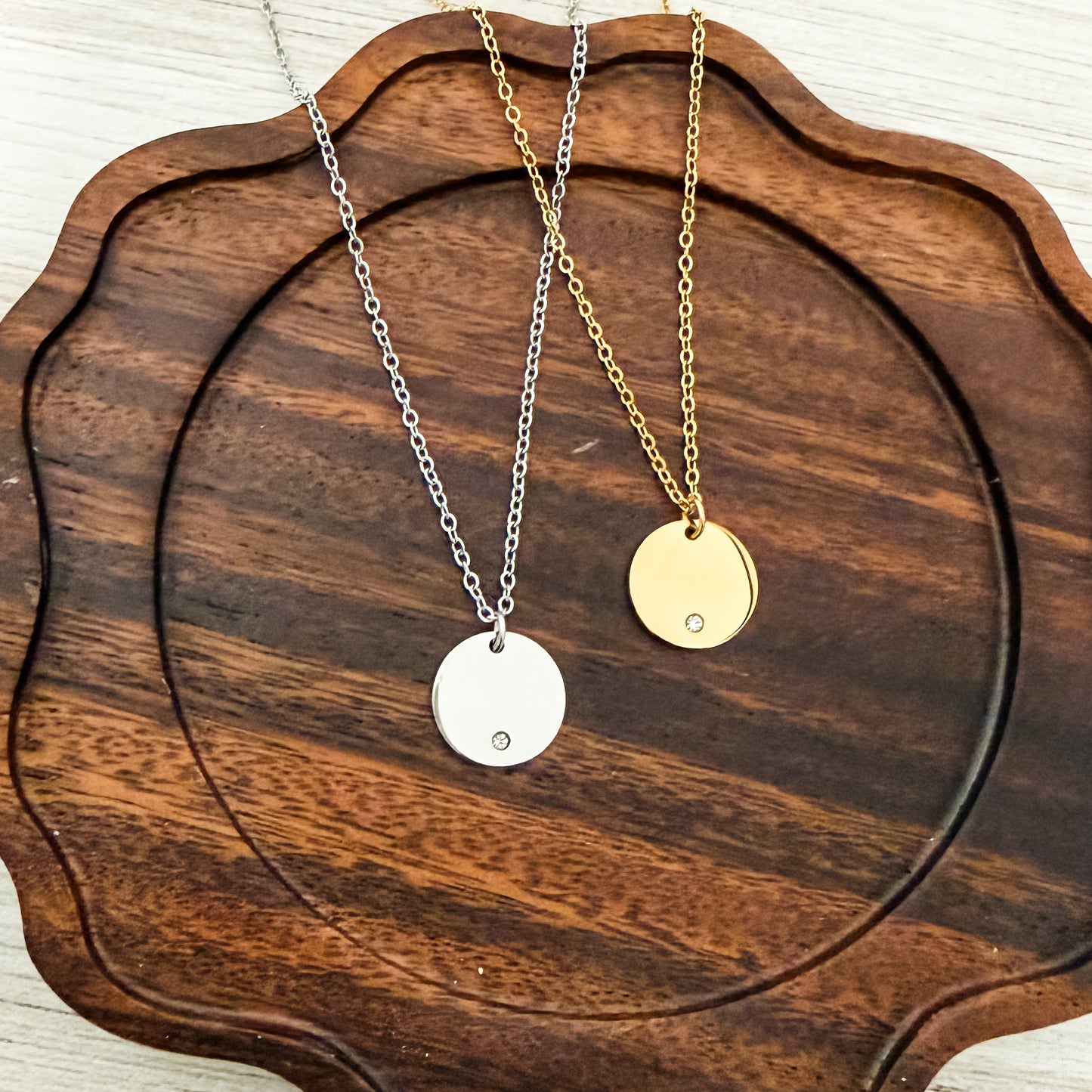 Luster Disc Necklace (Silver or Gold), 1 Total, Metal Blank #260