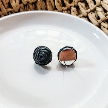 Black Raffia Small Stud Topper (14mm), 1 Pair, Stud #155
