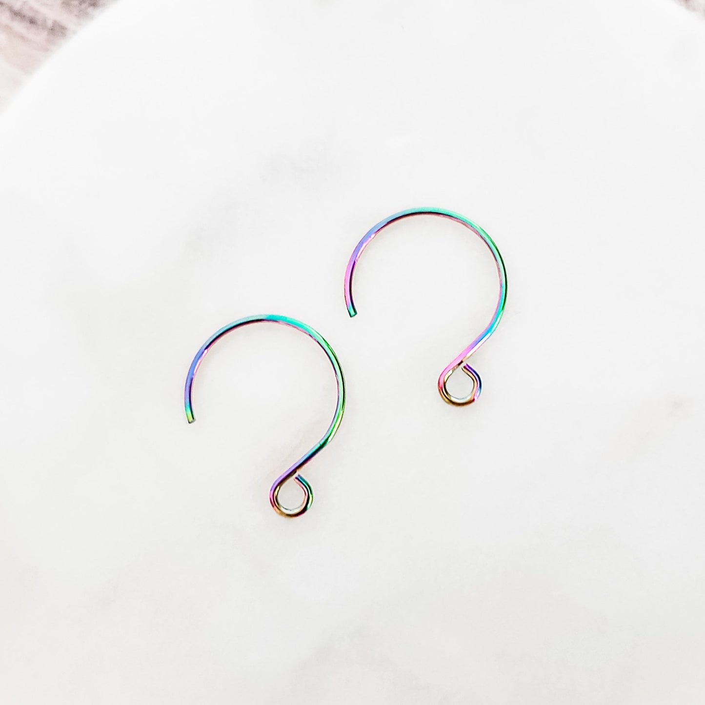 RAINBOW Stainless Steel ROUND Ear Wires 2.5mm Hole, 20pcs, Earring Hook #37