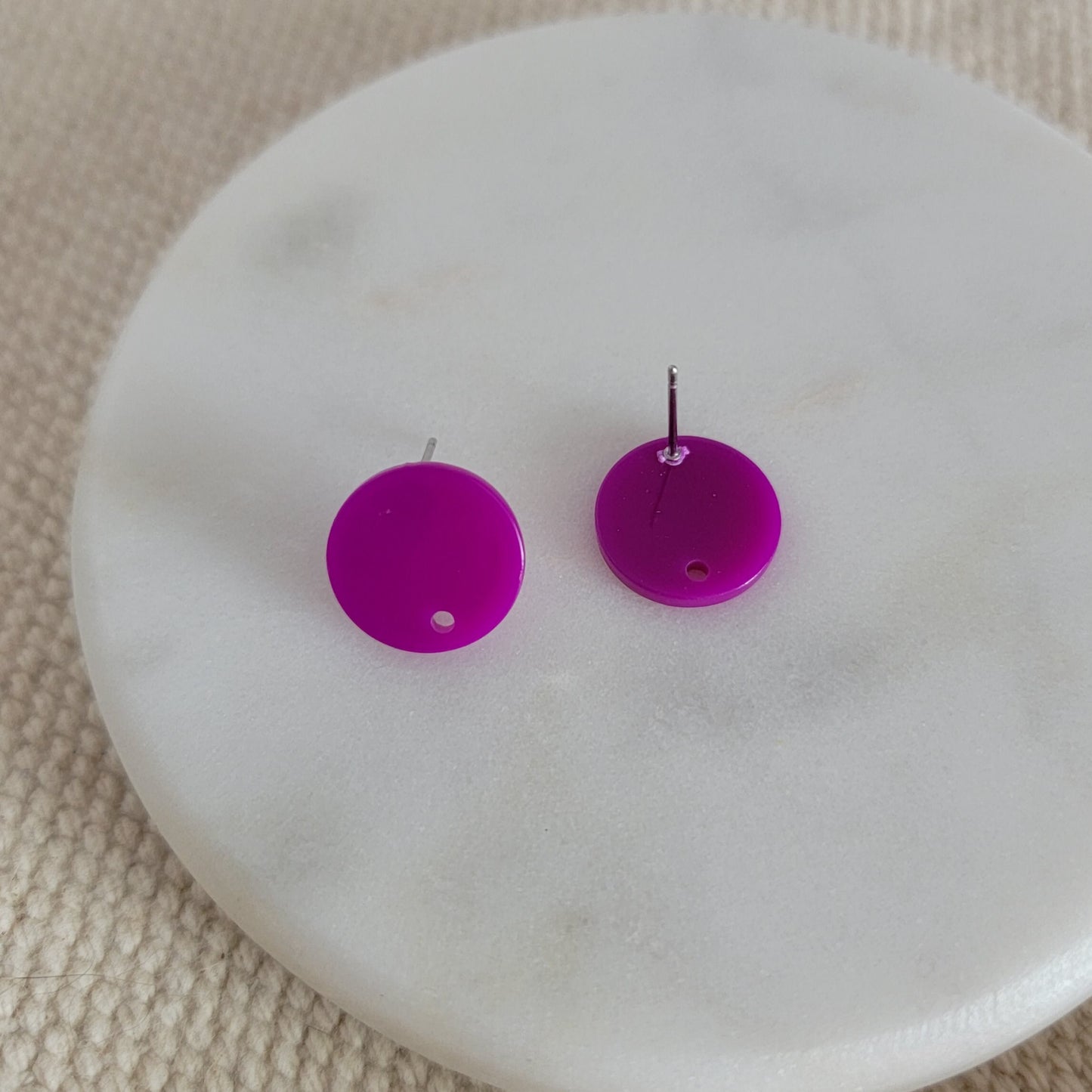Satin Grape Acrylic Circle Stud Earring (14mm), 10 Pieces, Acrylic Stud #22