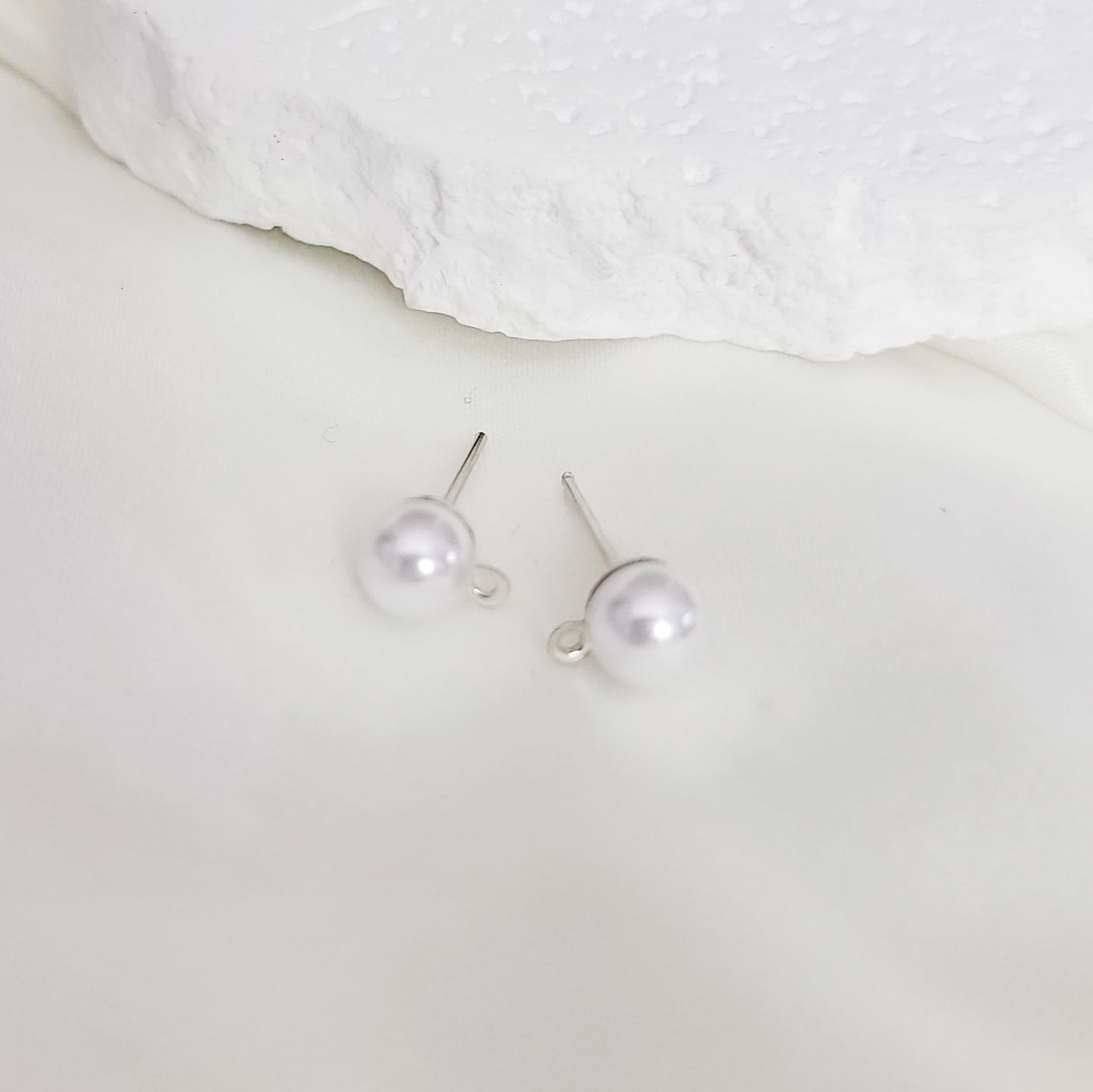 Silver 6mm Imitation Pearl Stud Connector with Stainless Steel Posts, 10 Pieces