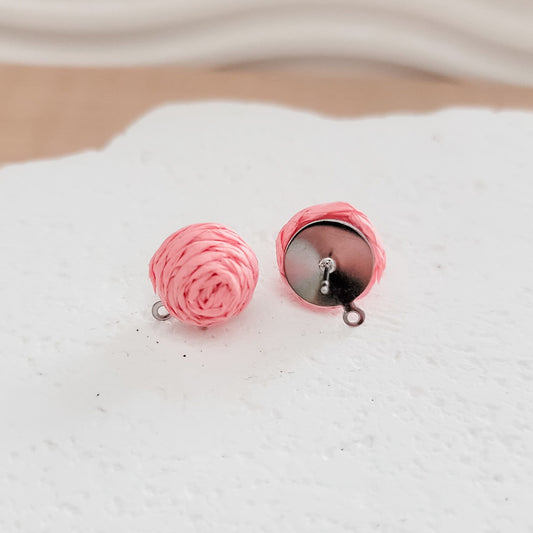 Light Pink 14mm Raffia Small Stud Topper, 1 Pair, Stud #158