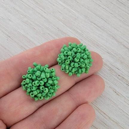 Kelly Green 15mm Small Seed Bead Topper, 1 Pair