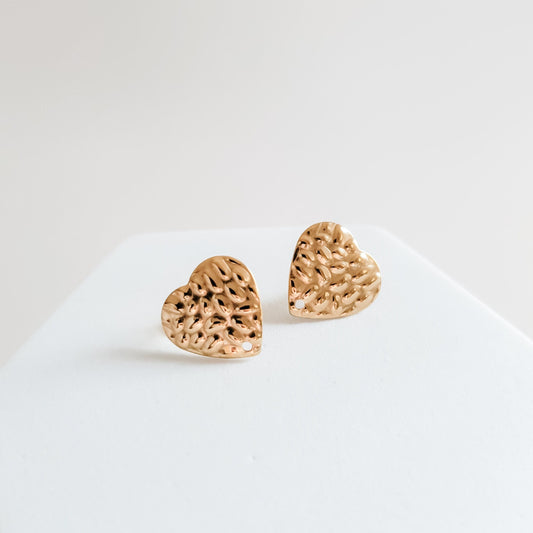 Hammered Gold Heart Stud Findings with Holes, 10 Pieces