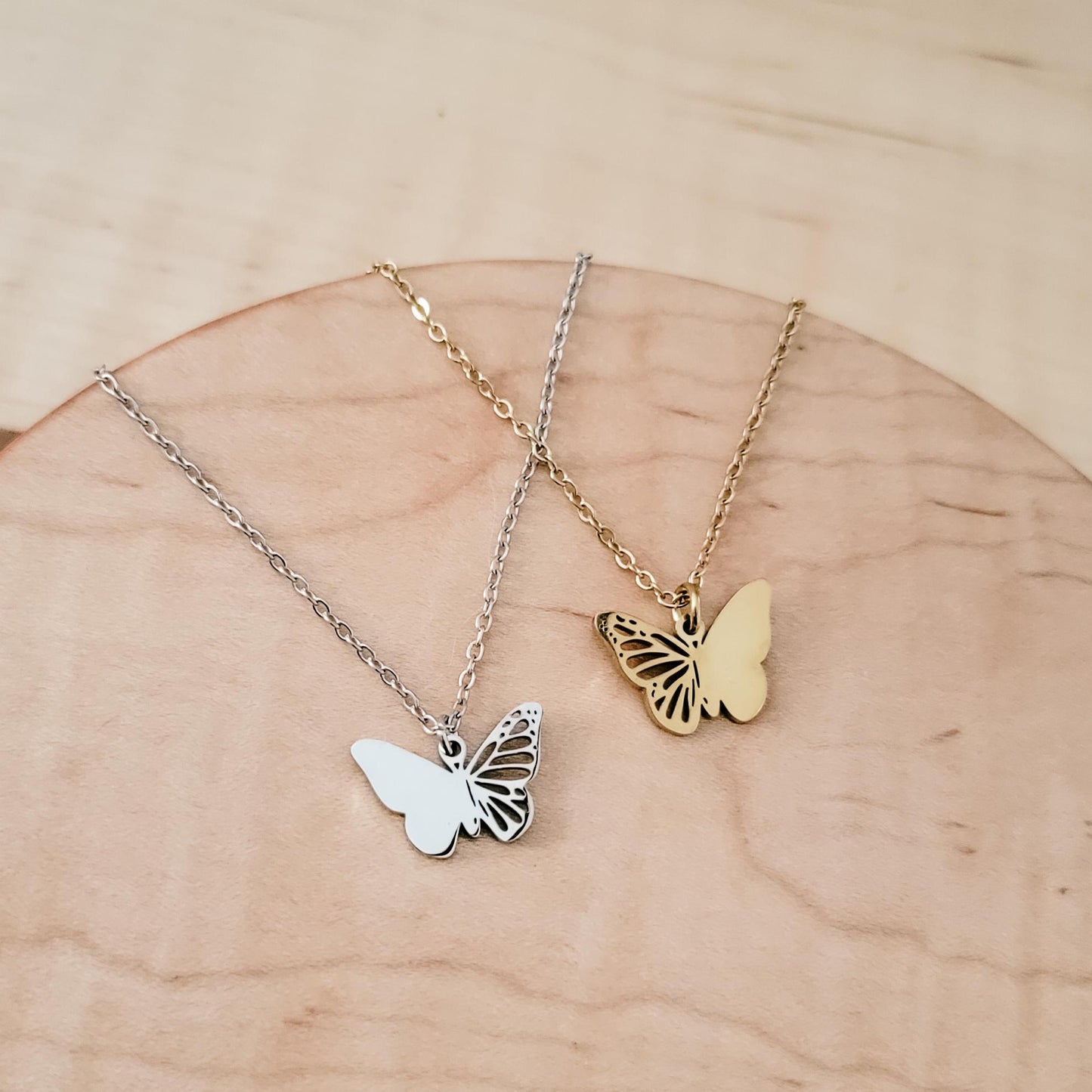 Filigree Butterfly Necklace (Silver or Gold), 1 Total, Metal Blank #125